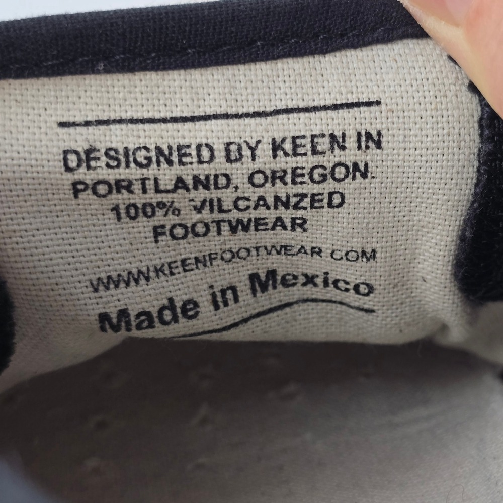 KEEN Men's Black Canvas Slip On Sneakers Reinforced Toe 8 - Picture 12 of 16